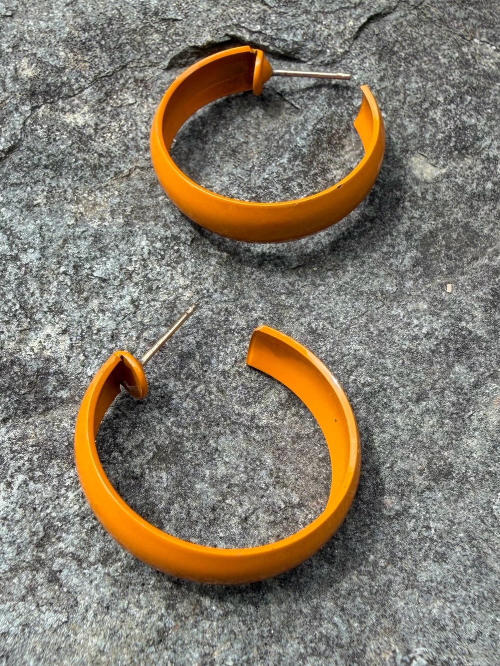 Vintage Bright Orange Enamel Hoop Earrings - Picture 3 of 7